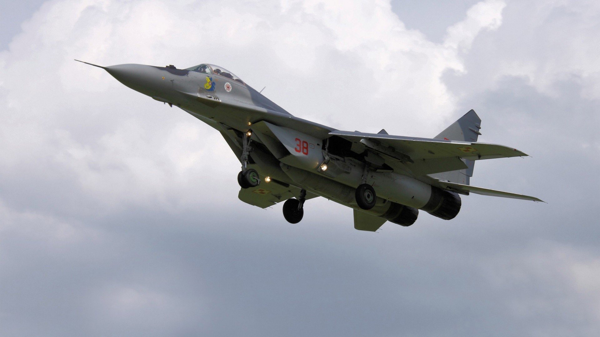 fb体育官网首页-尼斯在主场战胜对手，法国联赛积分榜上升，法国尼斯队老球迷