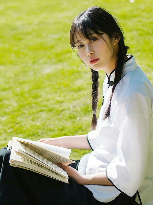 詹姆斯全能数据湖人节节领先,詹姆斯在湖人的成绩