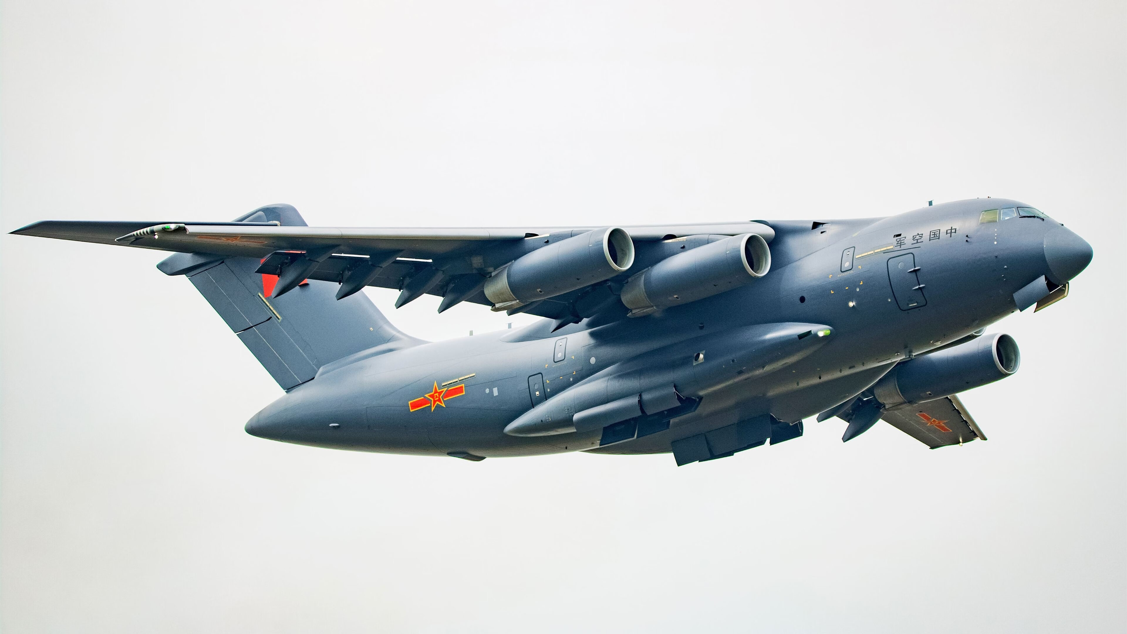 fb体育电竞-马刺组织非正式训练赛检验新战术，马刺体系的详细分析