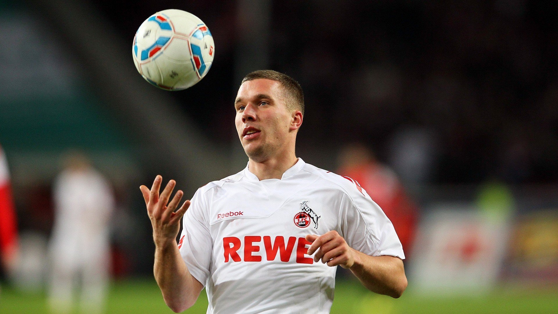 fb体育中国官网-哈里·凯恩以3球成为欧洲杯并列金靴，哈里凯恩助攻